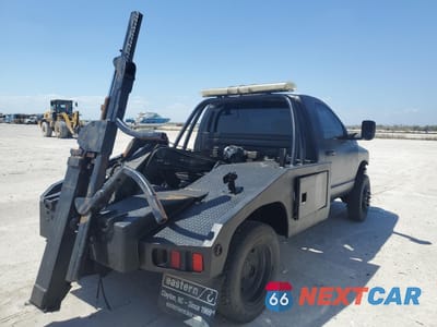 Trzecie zdjęcie samochodu z tyłu: 2008 DODGE RAM 4500 ST VIN:3D6WC66A08G221278 - miniatura