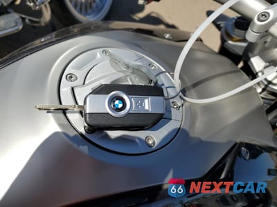 Zdjęcie 8 z 10 samochodu: 2017 BMW R1200 R VIN:WB10A1409HZ197980 - miniatura