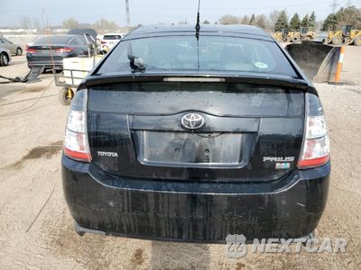 Zdjęcie 6 z 12 samochodu: 2005 TOYOTA PRIUS VIN:JTDKB20U753032435 - miniatura