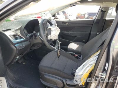 Zdjęcie 7 z 12 samochodu: 2018 HYUNDAI ACCENT SE VIN:3KPC24A32JE024574 - miniatura