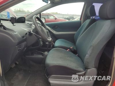 Zdjęcie 7 z 14 samochodu: 2007 TOYOTA YARIS VIN:JTDJT923575069755 - miniatura