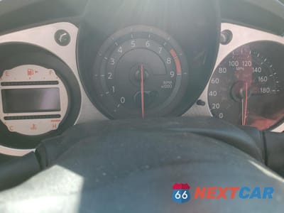 Zdjęcie 9 z 12 samochodu: 2009 NISSAN 370Z VIN:JN1AZ44E79M409869 - miniatura