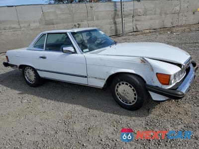 Czwarte zdjęcie samochodu z boku: 1989 MERCEDES-BENZ 560 SL VIN:WDBBA48D9KA103806 - miniatura