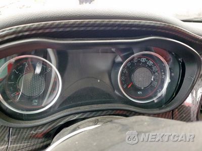Zdjęcie 9 z 13 samochodu: 2016 DODGE CHALLENGER R/T SCAT PACK VIN:2C3CDZFJ2GH289138 - miniatura