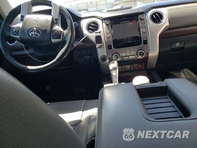 Zdjęcie 8 z 12 samochodu: 2019 TOYOTA TUNDRA CREWMAX LIMITED VIN:5TFHY5F14KX791524 - miniatura