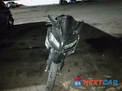 Drugie zdjęcie samochodu z przodu: 2013 KAWASAKI EX300 A VIN:JKAEX8A1FDA233972 - miniatura