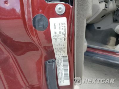 Zdjęcie 13 z 13 samochodu: 2008 JEEP COMMANDER SPORT VIN:1J8HG48K78C125480 - miniatura