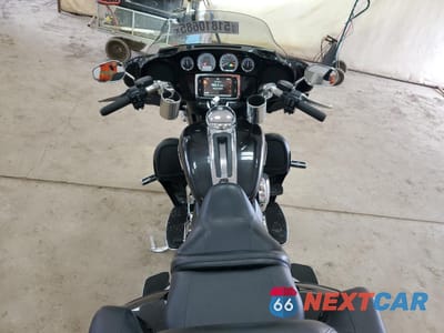 Zdjęcie 6 z 9 samochodu: 2016 HARLEY-DAVIDSON FLHTK ULTRA LIMITED VIN:1HD1KEL16GB659259 - miniatura