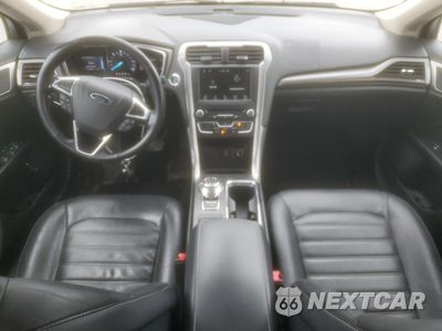 Zdjęcie 8 z 13 samochodu: 2017 FORD FUSION SE HYBRID VIN:3FA6P0LU2HR409672 - miniatura