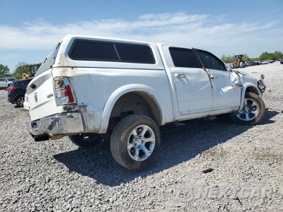 Trzecie zdjęcie samochodu z tyłu: 2017 RAM 1500 LARAMIE VIN:1C6RR7NT3HS594521 - miniatura