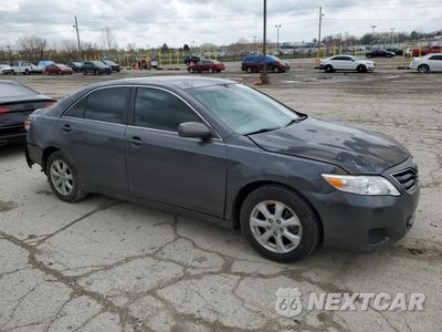 Czwarte zdjęcie samochodu z boku: 2011 TOYOTA CAMRY BASE VIN:4T4BF3EK6BR211476 - miniatura