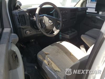 Zdjęcie 8 z 13 samochodu: 2009 CHEVROLET EXPRESS G3500 VIN:1GBHG31K291152499 - miniatura