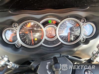 Zdjęcie 7 z 10 samochodu: 2019 SUZUKI GSX1300 RA VIN:JS1GX72B3K7100406 - miniatura