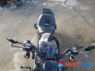 Piąte zdjęcie samochodu w środku: 2013 HARLEY-DAVIDSON VRSCDX NIGHT ROD SPECIAL VIN:1HD1HHH12DC810130 - miniatura