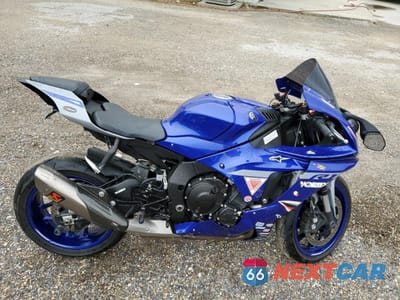 2020 YAMAHA YZFR1 JYARN66E6LA000786 - główne zdjęcie licytacji z USA - miniatura
