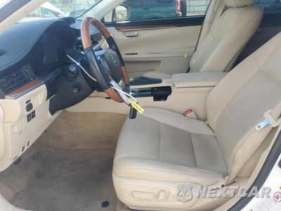 Zdjęcie 7 z 12 samochodu: 2013 LEXUS ES 300H VIN:JTHBW1GG9D2030008 - miniatura