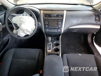 Zdjęcie 8 z 14 samochodu: 2014 NISSAN ALTIMA 2.5 VIN:1N4AL3AP4EN234764 - miniatura