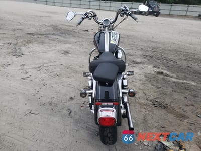 Czwarte zdjęcie samochodu z boku: 2004 HARLEY-DAVIDSON XL1200 C VIN:1HD1CGP104K438657 - miniatura