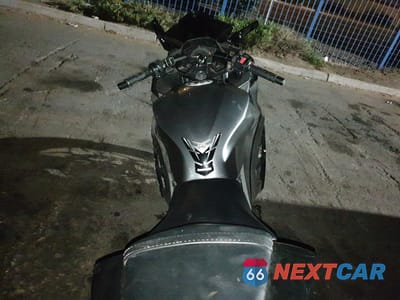 Zdjęcie 6 z 9 samochodu: 2013 KAWASAKI EX300 A VIN:JKAEX8A1FDA233972 - miniatura
