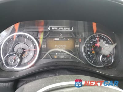 Zdjęcie 9 z 12 samochodu: 2020 RAM 3500 BIG HORN VIN:3C63RRHLXLG232845 - miniatura