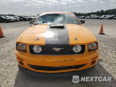 Piąte zdjęcie samochodu w środku: 2007 FORD MUSTANG GT VIN:1ZVFT82H575241324 - miniatura
