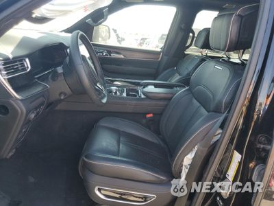 Zdjęcie 7 z 15 samochodu: 2024 JEEP GRAND WAGONEER L SERIES II VIN:1C4SJSFP4RS139491 - miniatura