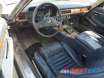Zdjęcie 8 z 12 samochodu: 1989 JAGUAR XJS VIN:SAJNV4849KC157874 - miniatura
