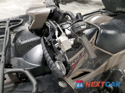 Zdjęcie 9 z 11 samochodu: 2024 YAMAHA YFM700 VIN:5Y4AMH2W5RA305811 - miniatura