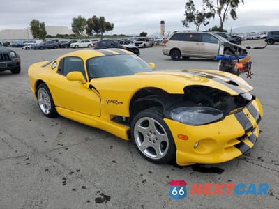 Czwarte zdjęcie samochodu z boku: 2002 DODGE VIPER GTS VIN:1B3ER69E32V101036 - miniatura