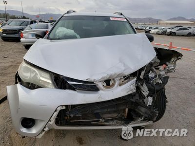 Piąte zdjęcie samochodu w środku: 2014 TOYOTA RAV4 LE VIN:JTMZFREV6EJ008085 - miniatura