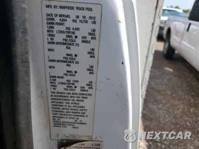 Zdjęcie 12 z 12 samochodu: 2012 CHEVROLET SILVERADO K3500 VIN:1GB3KZCGXCF203410 - miniatura