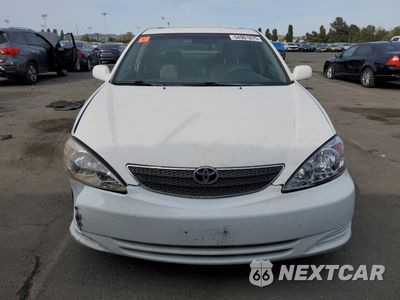 Piąte zdjęcie samochodu w środku: 2004 TOYOTA CAMRY LE VIN:4T1BE32K14U271704 - miniatura
