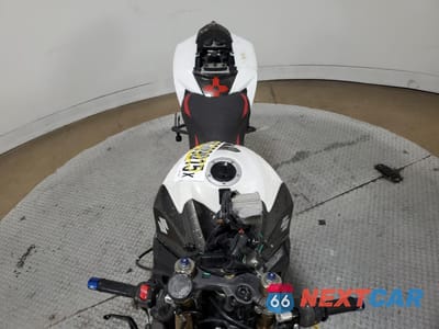 Piąte zdjęcie samochodu w środku: 2009 SUZUKI GSX-R600 VIN:JS1GN7EA192105751 - miniatura