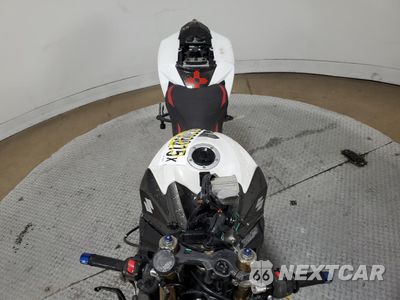 Piąte zdjęcie samochodu w środku: 2009 SUZUKI GSX-R600 VIN:JS1GN7EA192105751 - miniatura
