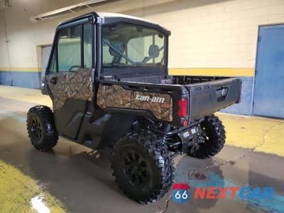 Trzecie zdjęcie samochodu z tyłu: 2023 CAN-AM DEFENDER LIMITED CAB HD10 VIN:3JBUVAX44PK003751 - miniatura