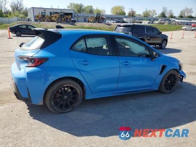 Trzecie zdjęcie samochodu z tyłu: 2024 TOYOTA GR COROLLA CORE VIN:JTNABAAE0RA010318 - miniatura
