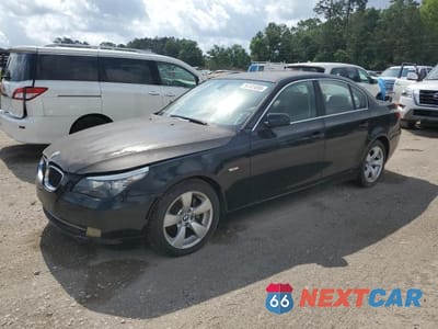 2008 BMW 528 I WBANU53558CT01921 - główne zdjęcie licytacji z USA - miniatura