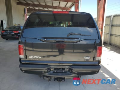 Zdjęcie 6 z 13 samochodu: 2003 FORD EXCURSION LIMITED VIN:1FMSU43P03ED13615 - miniatura