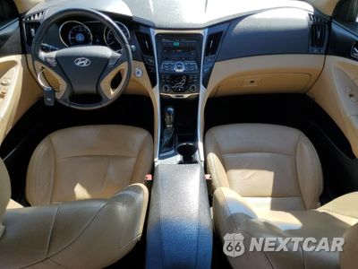 Zdjęcie 8 z 12 samochodu: 2012 HYUNDAI SONATA SE VIN:5NPEC4AC1CH418622 - miniatura