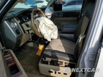 Zdjęcie 7 z 16 samochodu: 2007 FORD EXPEDITION EDDIE BAUER VIN:1FMFU18517LA51483 - miniatura