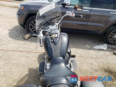 Zdjęcie 6 z 9 samochodu: 2006 HONDA VTX1300 R VIN:1HFSC52626A307032 - miniatura