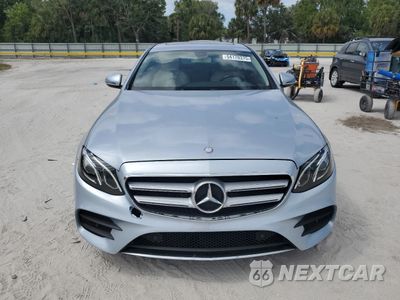 Piąte zdjęcie samochodu w środku: 2017 MERCEDES-BENZ E 300 VIN:WDDZF4JB9HA213540 - miniatura