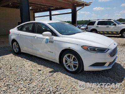 Czwarte zdjęcie samochodu z boku: 2018 FORD FUSION SE HYBRID VIN:3FA6P0LU3JR118765 - miniatura