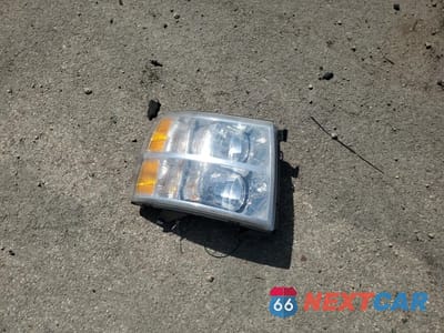 Zdjęcie 12 z 13 samochodu: 2007 CHEVROLET SILVERADO K3500 VIN:1GBJK34K37E560527 - miniatura