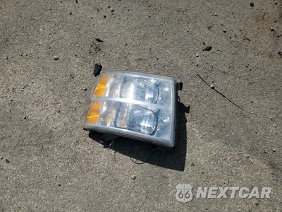 Zdjęcie 12 z 13 samochodu: 2007 CHEVROLET SILVERADO K3500 VIN:1GBJK34K37E560527 - miniatura