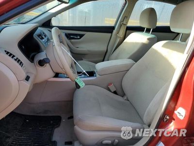 Zdjęcie 7 z 12 samochodu: 2014 NISSAN ALTIMA 2.5 VIN:1N4AL3AP3EC204974 - miniatura