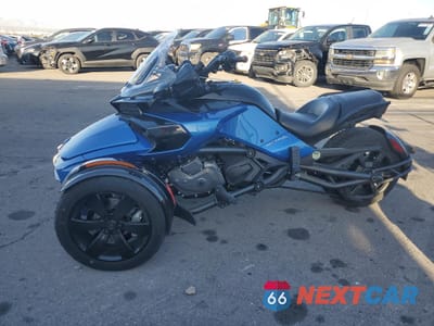 Trzecie zdjęcie samochodu z tyłu: 2019 CAN-AM SPYDER ROADSTER F3-S VIN:2BXRDDD26KV000339 - miniatura