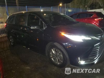 Czwarte zdjęcie samochodu z boku: 2023 TOYOTA SIENNA LIMITED VIN:5TDZRKEC3PS168542 - miniatura