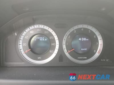 Zdjęcie 9 z 14 samochodu: 2011 VOLVO XC70 T6 VIN:YV4902BZ0B1099573 - miniatura