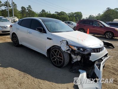 Czwarte zdjęcie samochodu z boku: 2019 KIA OPTIMA SX VIN:5XXGW4L23KG368109 - miniatura
